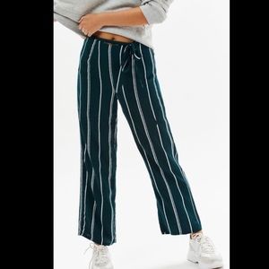La hearts front tie flowy pants